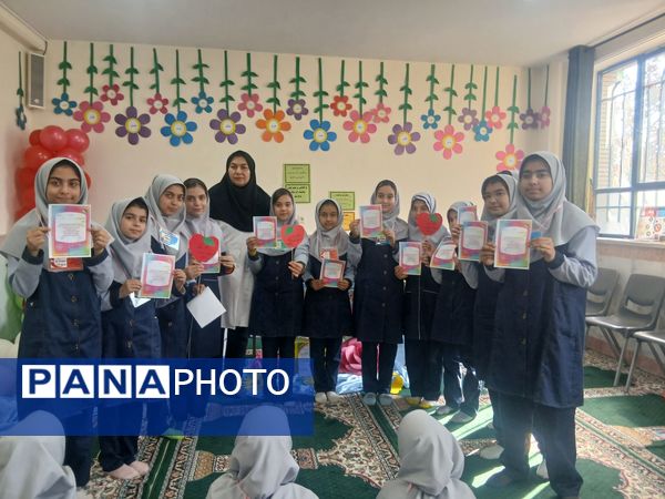 انتخابات سفیران سلامت در دبستان میثاق ناحیه سه