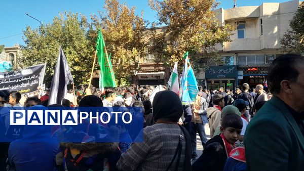 راهپیمایی ۱۳آبان در نیشابور 