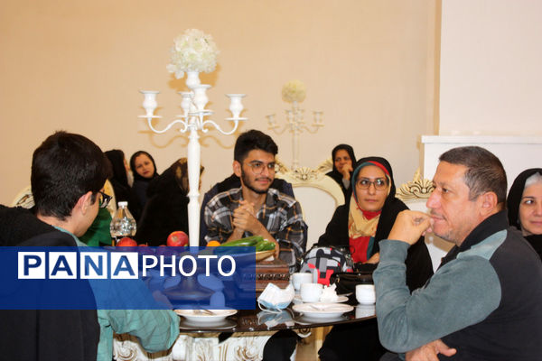 آیین تجلیل از رتبه‌های برتر کنکور ۱۴۰۳ شهرستان ملارد 