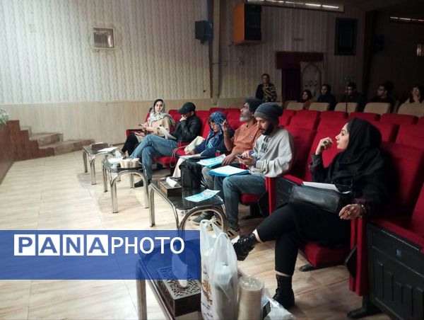 بازبینی هفتمین جشنواره تئاتر معلولین  منطقه  کویر در نیشابور