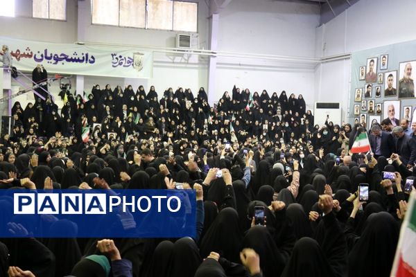 یادواره ملی شهدای دانشگاهی دفاع مقدس ۱۲ روزه در دانشگاه فردوسی مشهد (۲)