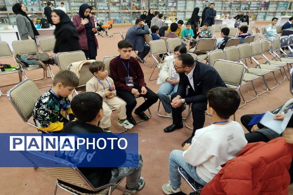 رقابت دانش‌آموزان ایده پرداز و پژوهشگر در رویداد دانش‌آموزی تین پلاس استان اردبیل 