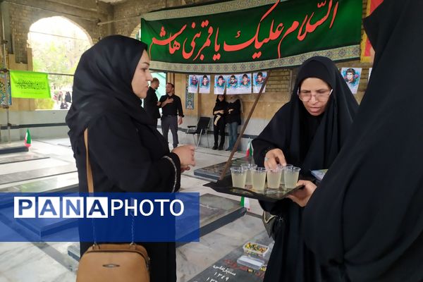ندای لبیک یا حسین در روز عاشورا 