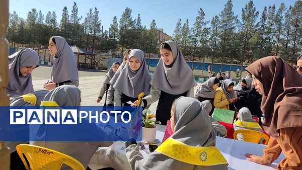 انتخابات شورای دانش آموزی در دبیرستان نمونه دولتی مهرورزان خواف