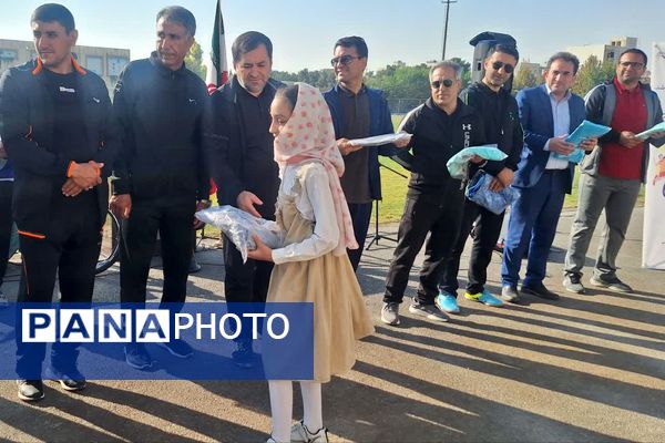 گامهای سلامت فرهنگیان در مسیر هفته تربیت بدنی
