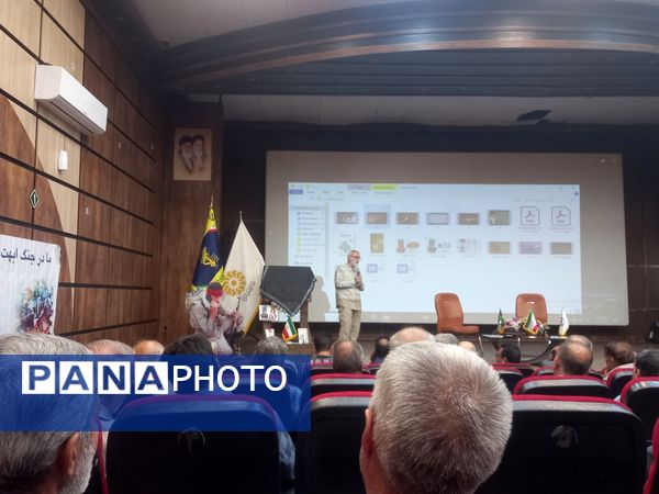رونمایی از ۴ کتاب زندگینامه شهدای کاشمر