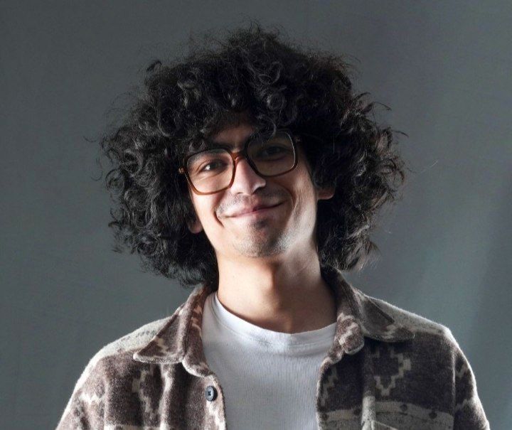 قیس یساقی: تئاتر، تخیل را به بلندپروازی پیوند می‌زند