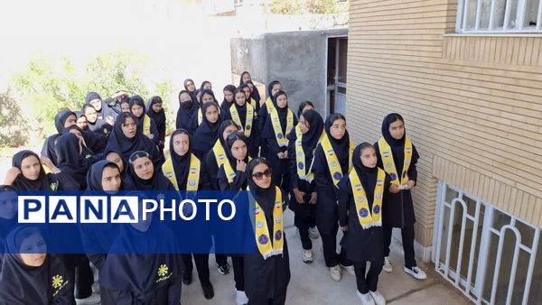 جشن عاطفه‌ها در دبیرستان فرزانگان خواف