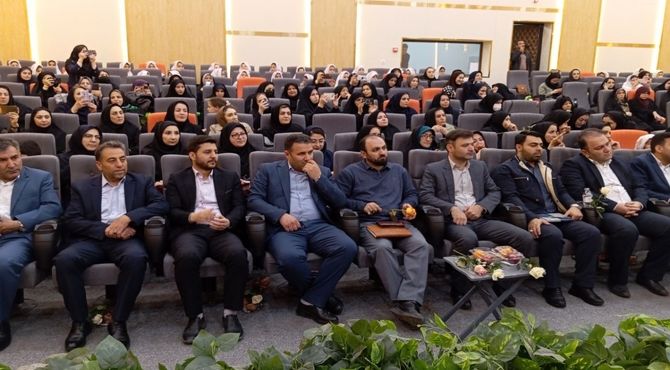 برگزاری مراسم سپاس معلم در مدرسه دارالفنون اردبیل 