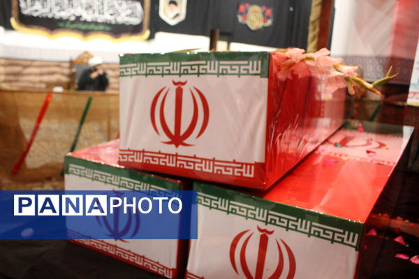 حال و هوای حضور نوجوانان در معراج الشهدای گمنام استان قم