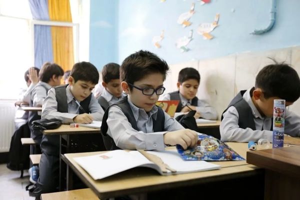 «ایران دیجیتال»؛ گامی ملی در توسعه عدالت آموزشی و مهارت‌آموزی دانش‌آموزان