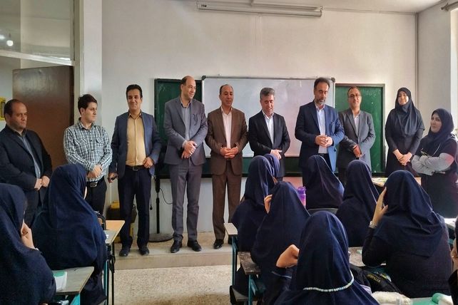بازدید مدیرکل آموزش و پرورش البرز از مدارس اشتهارد