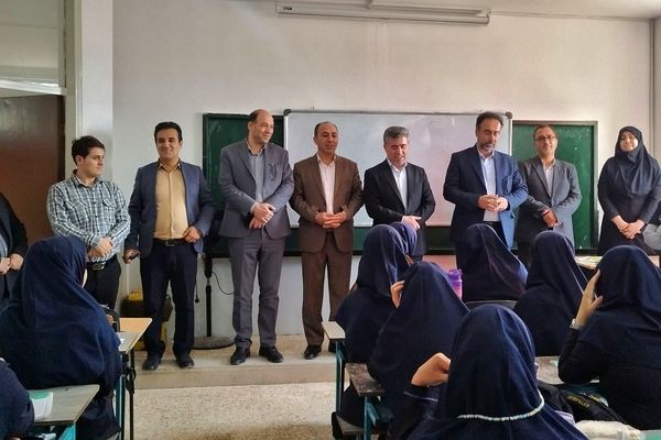 بازدید مدیرکل آموزش و پرورش البرز از مدارس اشتهارد