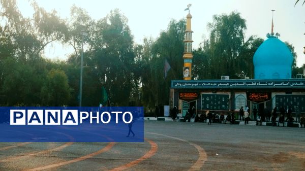 جاماندگان اربعین در مسیر شاه قطب‌الدین حیدر شهرستان رودان