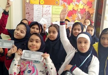  انتخاب شورای دانش آموزی دبستان شهید رادمرد