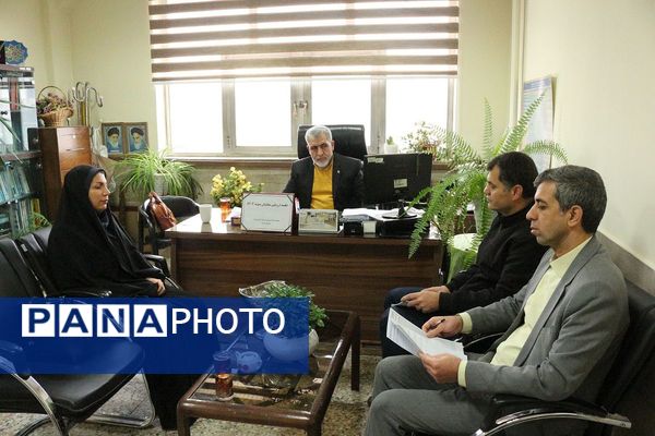 انتخاب مدیران و مربیان نمونه آموزش‌و‌پرورش فیروزکوه در میز مصاحبه تخصصی