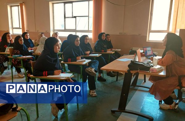 برگزاری کلاس‌های علمی و پژوهشی در پژوهشسرای بوعلی سینا شهرستان ملارد
