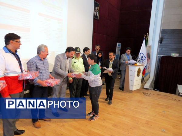 برگزاری تجلیل از برترین‌های جشنواره نوجوان سالم و الگوهای برتر تدریس تفکر و سبک زندگی شهرستان بجنورد