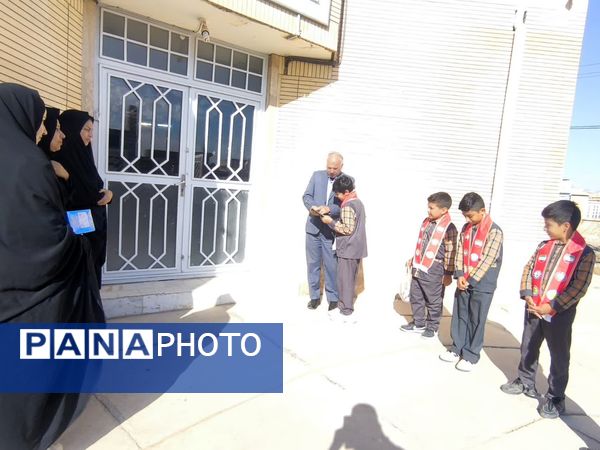 بازدید عوامل اجرایی دبستان شهید پسندیده از کتابخانه فدک فدافن