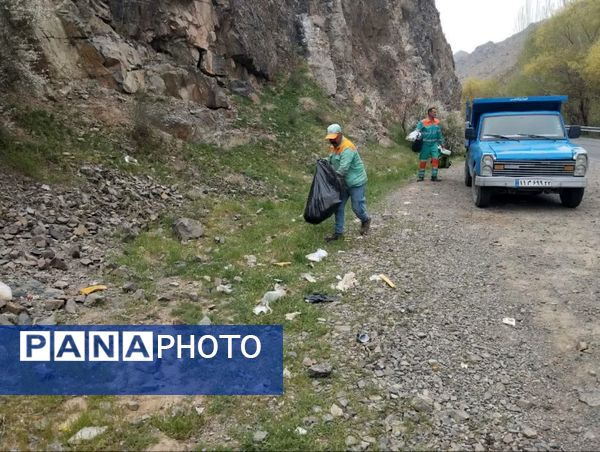 مسیر کلاته‌ شهرستان کاشمر به منظور پاکیزگی بیشتر نظافت شد
