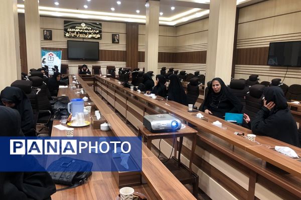 دوره تربیت مربی در حوزه عفاف و حجاب در ناحیه 2 شهرری 
