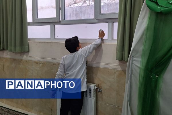 دانش‌آموزان دبستان معارف 6 با پاکسازی مدرسه به پویش چله خدمت پیوستند