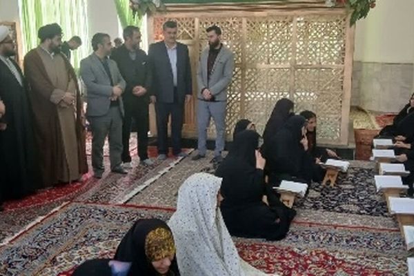 جشنِ اختتامیه کلاس‌های قرآن در امام زاده نقی الهادی (ع) شیروان