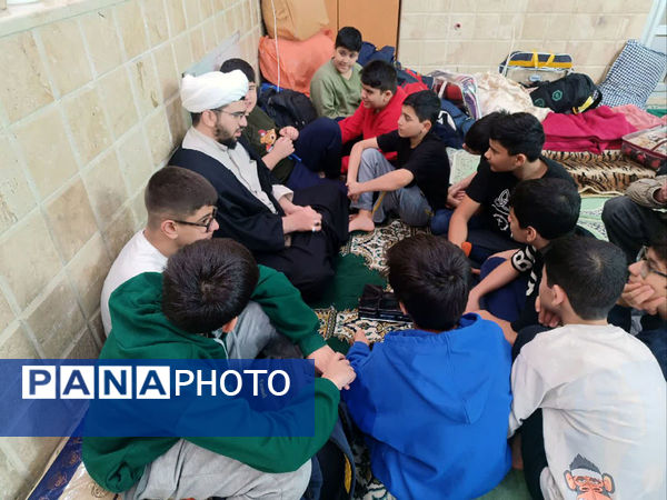 اعتکاف دانش‌آموزان مسجد انقلاب شهرستان بجنورد 