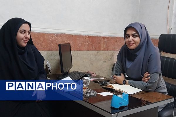 برگزاری نمایشگاه به مناسبت «هفته پدافند غیرعامل» در دبستان شهید مجید مجیدی ناحیه دو شهرری 