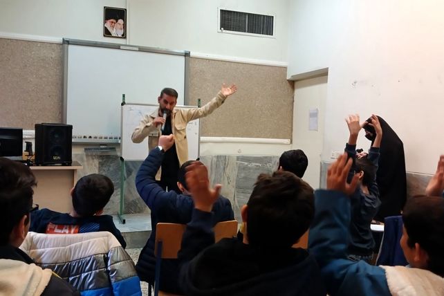 درخشش استعداد مجری‌گری نوجوانان در «ستاره صحنه»