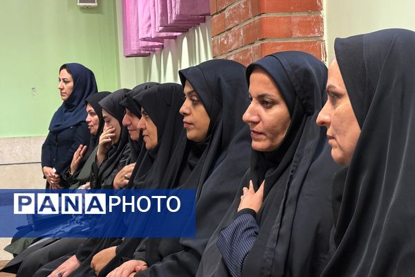  گرامیداشت شهادت حضرت زهرا در دبستان ناصر تبرا 