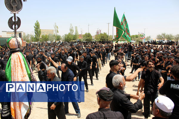 عزاداری تاسوعای حسینی در شهر درق 