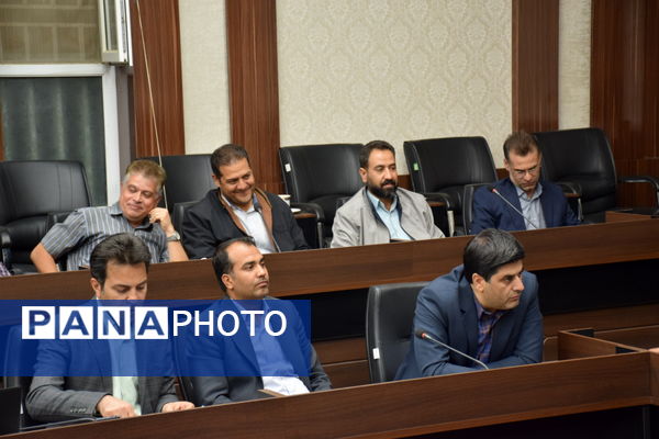 نشست هم‌اندیشی دستگاه‌های اجرایی با محوریت پروژه‌های عمرانی در تربت‌حیدریه