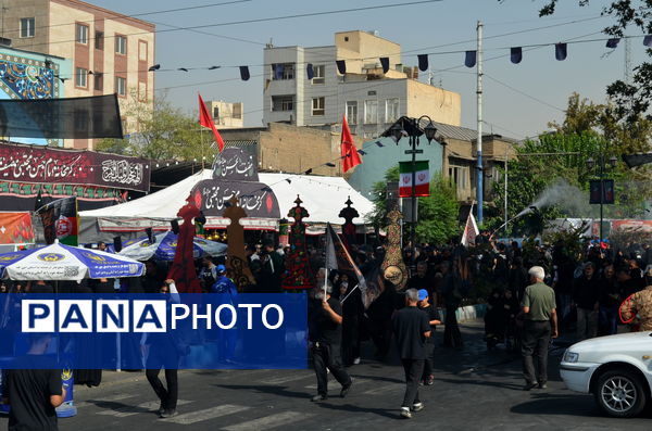 تجمع بزرگ جاماندگان اربعین در تهران