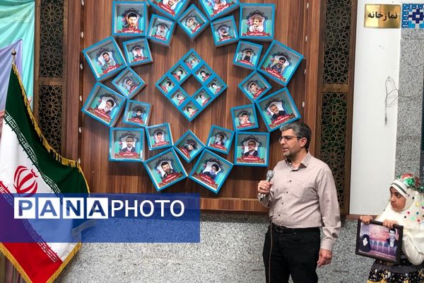 برگزاری جشن عاطفه‌ها در دبستان شاهد ام‌البنین (س) ناحیه دو شهرری 
