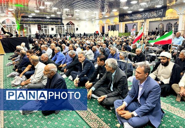همایش فدائیان رهبر در کاشمر 