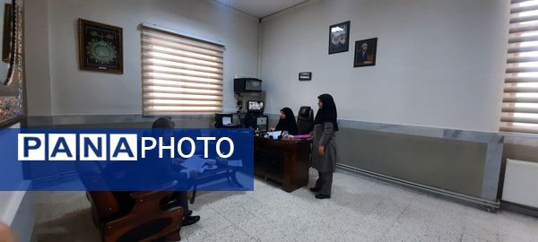 بازدید سرگروه‌های آموزشی از دبیرستان مهشید مصلی نژاد