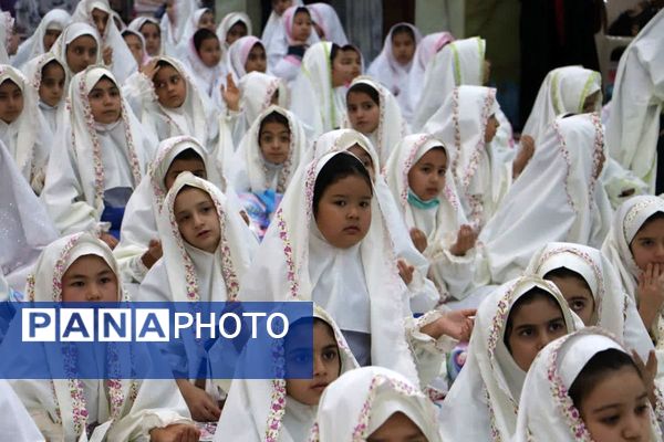 مراسم جشن تکلیف250 دانش آموز شهر صفادشت