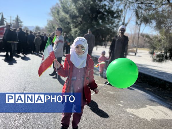 حضور دهه نودی‌ها در راهپیمایی 22 بهمن 