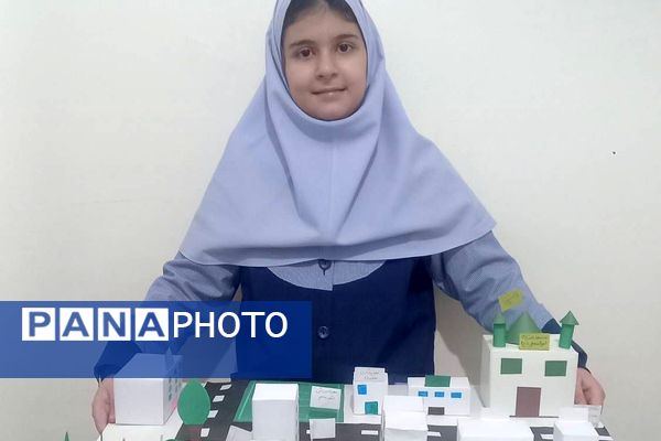 نمایشگاه دست سازه های دانش‌آموزی در دبستان شهید مجید مجیدی ناحیه دو شهرری 