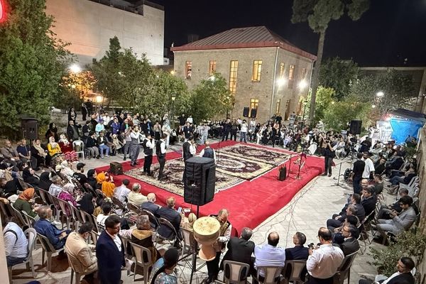 بیست و دومین جشنواره نمایش های آیینی و سنتی در تهران افتتاح شد