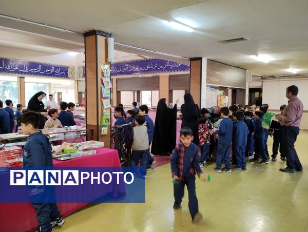 نمایشگاه کتاب کانون مهدیه همدان