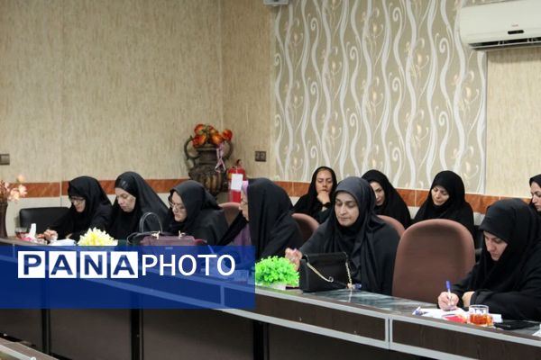 نشست مدیران مجری طرح نماد ناحیه یک یزد