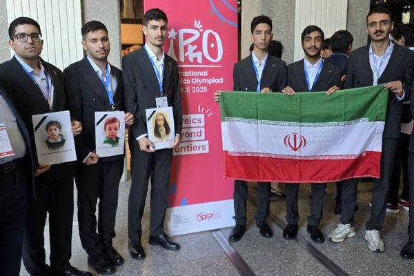 ۵ مدال نقره حاصل تلاش تیم ۵ نفره المپیاد فیزیک ایران در فرانسه