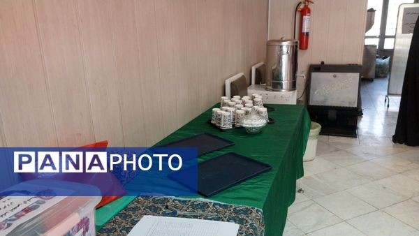جلسه اولیا مربیان دبیرستان سرافرازان 