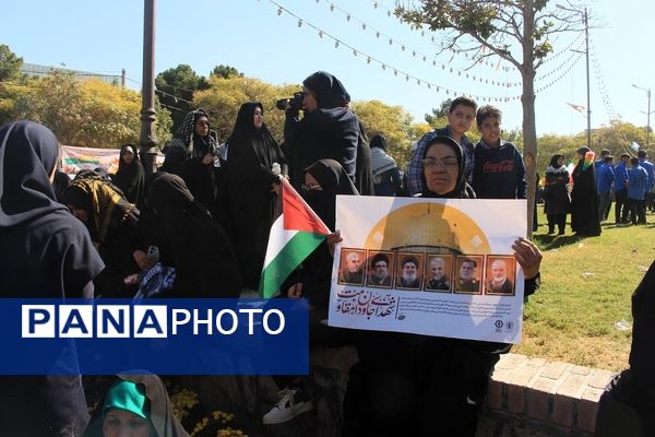 راهپیمایی 13 آبان در کرمان