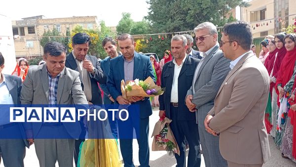 دآا، نام مادر در گویش لری