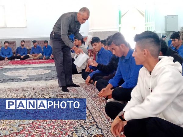 آیین استقبال باشکوه از شهید گمنام در مسجد مهدیه فین