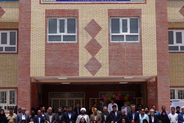 آموزشگاه ۱۲ کلاسه در بنجار افتتاح شد