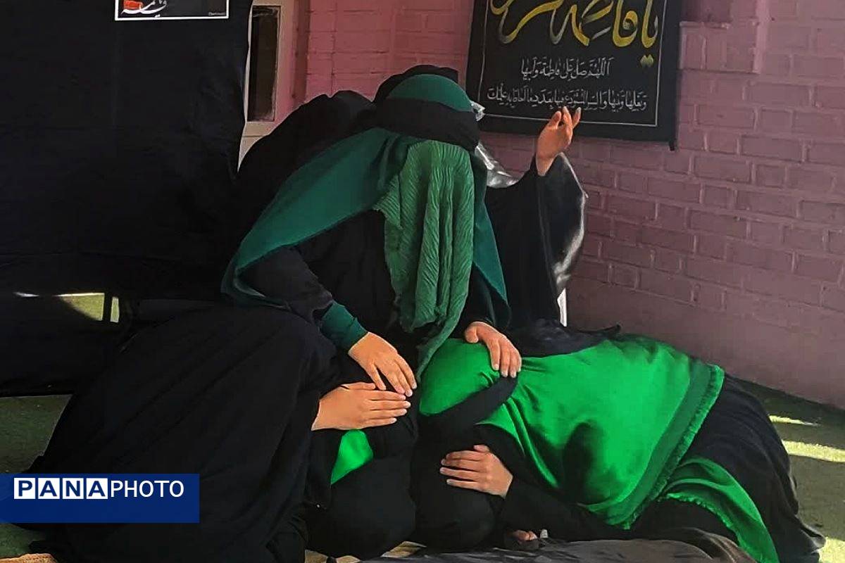 برگزاری نمایش مذهبی به مناسبت شهادت حضرت فاطمه الزهرا (س)در مدرسه پیام قرآن اسلامشهر